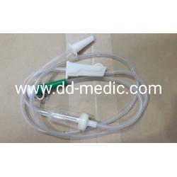 สายให้อาหารชนิดมีกระเปาะ สำหรับควบคุมการไหลของอาหาร ใช้ต่อกับถุงให้อาหาร มี 3 ยี่ห้อ