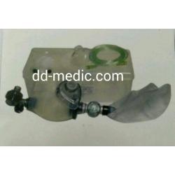 ชุดช่วยหายใจแบบมือบีบ Ambu bag ครบชุดสำหรับเด็กโต ประเทศไต้หวัน