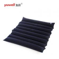 Yuwell เบาะรองนั่งแบบเป่าลม เบาะรองนั่งนี้จะช่วยกระจายน้ำหนักตัวที่กดทับบริเวณด้านล่าง สามารถช่วยบรรเท่าอาการปวดบริเวณก้นได้