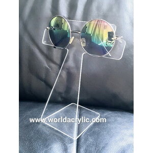 แท่นโชว์แว่นตา