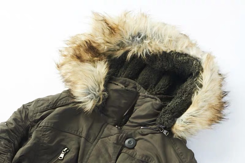 Private pause เสื้อโค้ทฮู้ดกันหนาว เสื้อปาร์กา parka สีเขียว แบรนด์ PRIVATE PAUSE (JAPAN) แต่งเฟอร์ (ฮู้ด& ขนเฟอร์ ถอดได้ทุกชิ้นค่ะ) เขียว