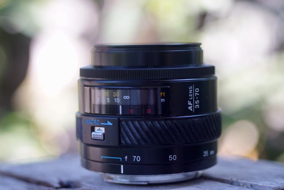 MINOLTA AF ZOOM 35-70MM. F4(22)MACRO MA MOUNT