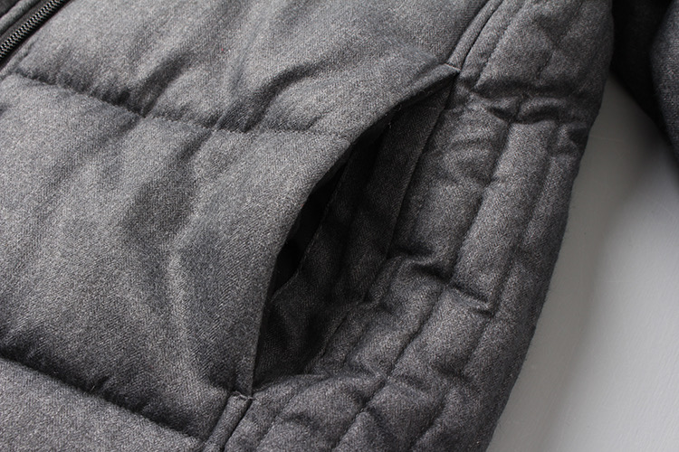 เสื้อกันหนาว ติดฮูท เสื้อบอมเบอร์ บุนวมอุ่น แบรนด์ญี่ปุ่น Lightweight Puffer Jacket สำเนา เทา