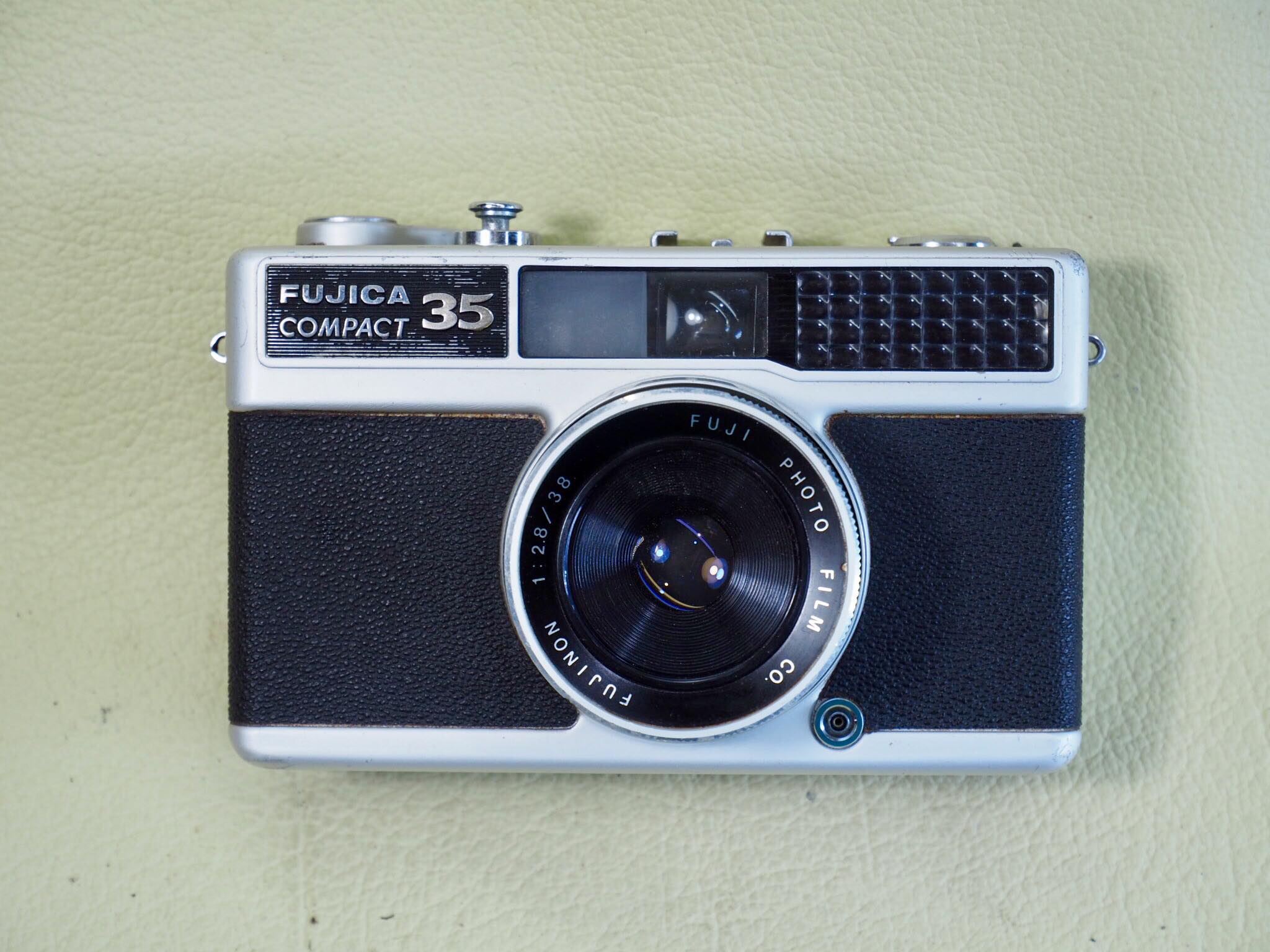FUJIFILM FUJICA COMPACT 35 FUJINON 38MM. F2.8