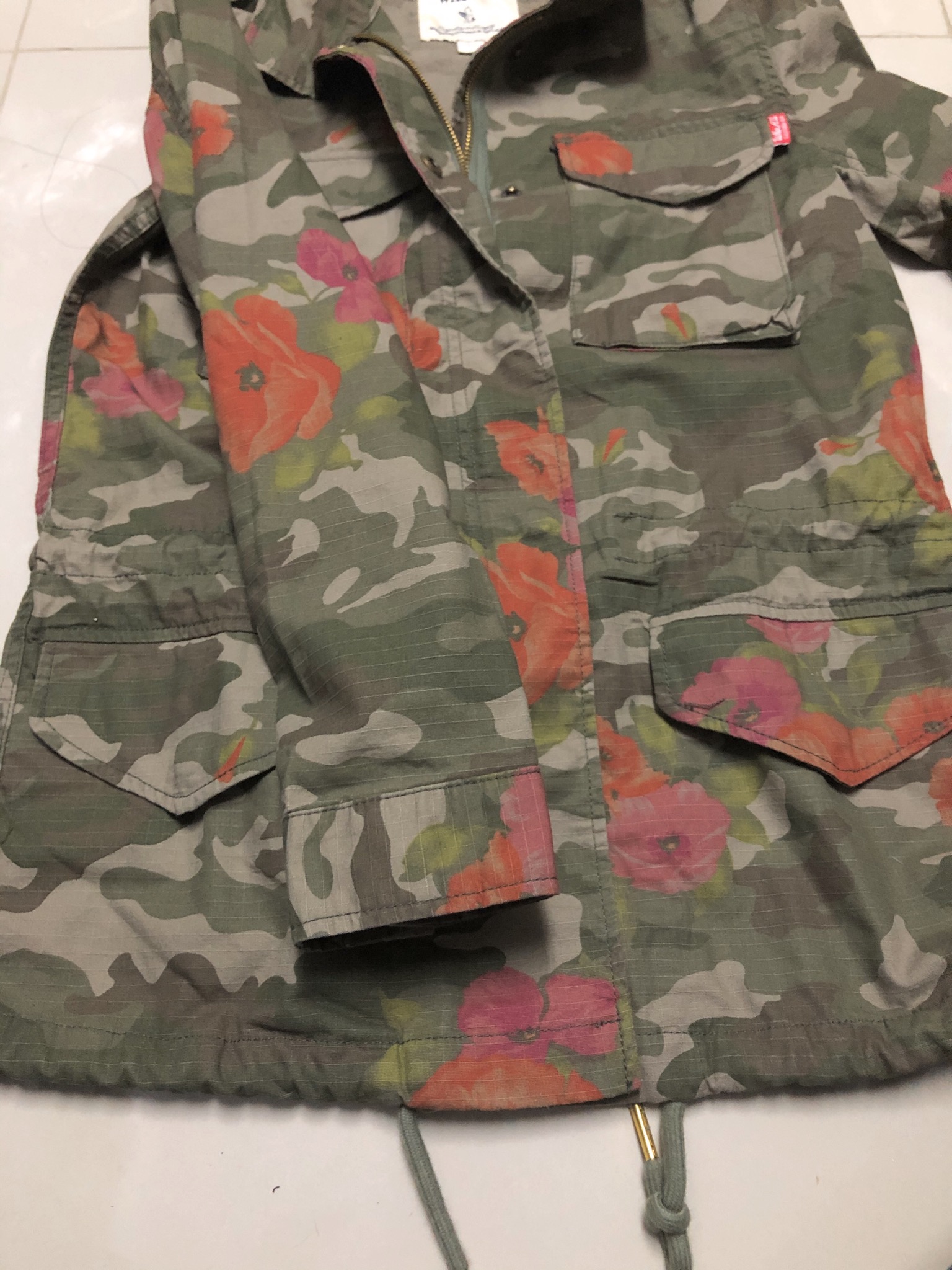 Who.au เสื้อนอกทหาร เสื้อแจ็คเก็ต ลายพรางFlora camo แนวทหาร แพทเทินสวย เท่ห์ มาก แบรนด์Who.Au คะ สำเนา สำเนา สำเนา สำเนา สำเนา เขียว