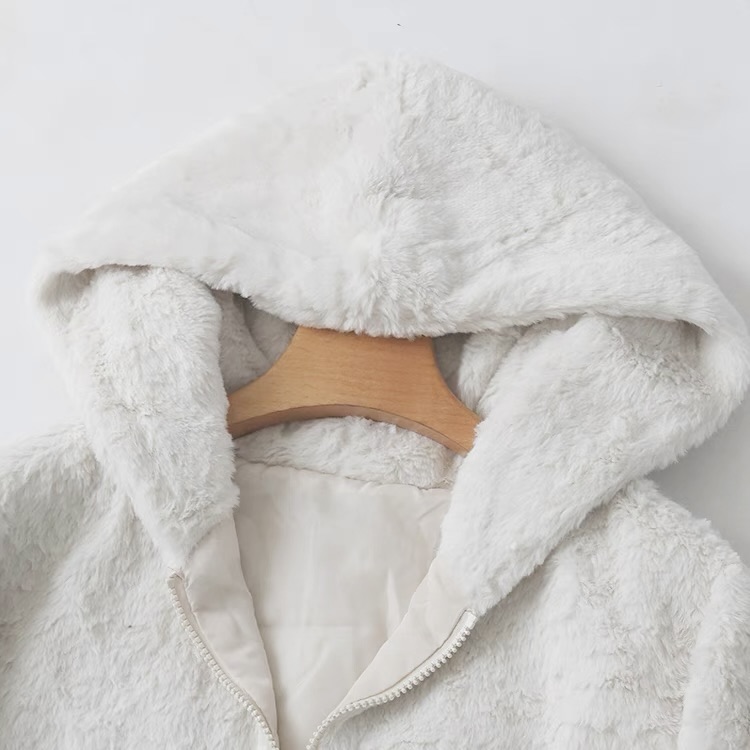 915 เสื้อเฟอร์กันหนาว หมวกฮู้ด เสื้อขน Fluffy coat แบรนด์ SUREVE (JAPAN) เทา
