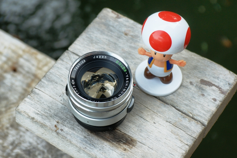 YASHICA COLOR-YASHINON DX 45MM.F1.7 JAPAN M4/3 MOUNT