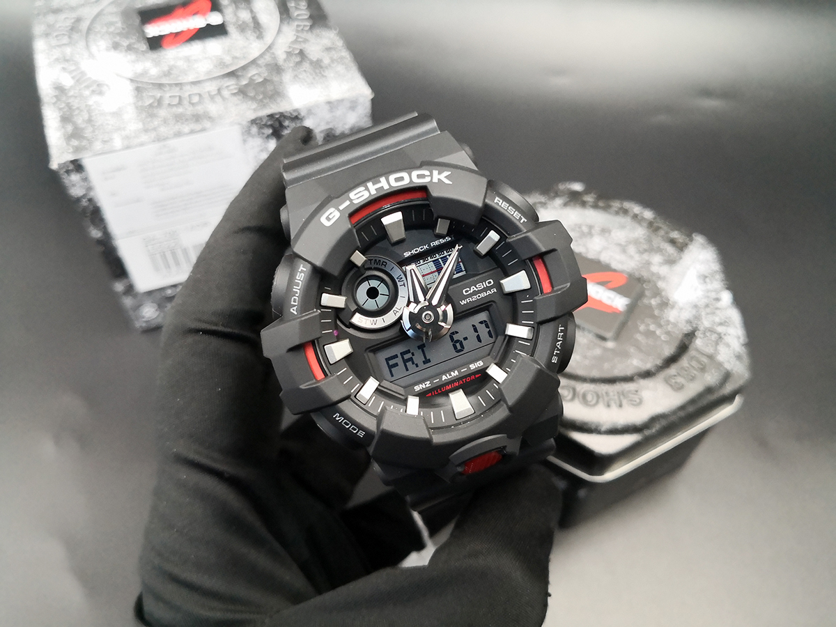 CASIO MID YEAR SALE G-SHOCK นาฬิกาข้อมือ นาฬิกากันน้ำ นาฬิกาของแท้ ประกันศูนย์ CMG 1 ปี รุ่น GA-700-1A นาฬิกาสีดำ