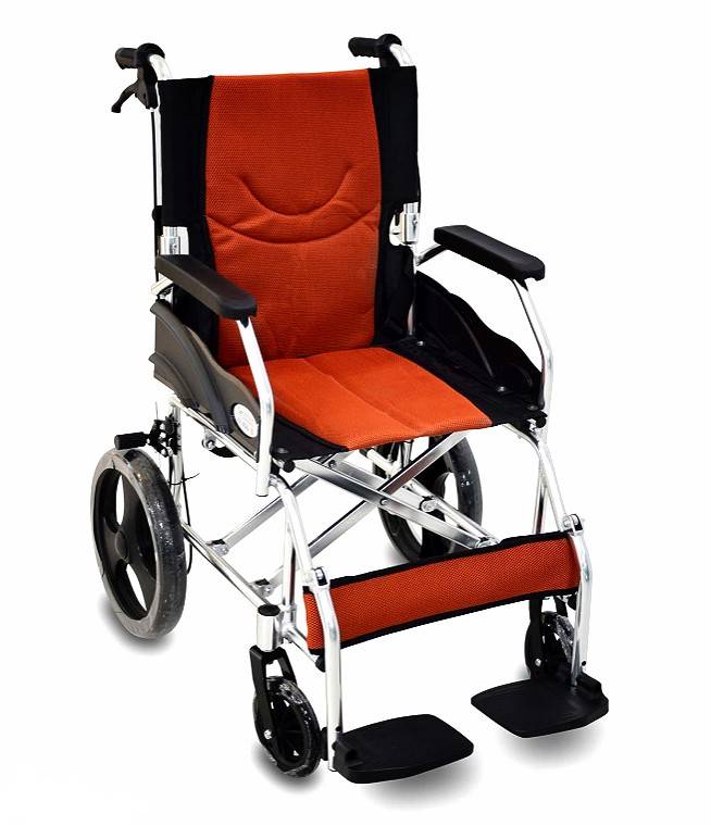 รถเข็นผู้ป่วยอลูมิเนียมอัลลอยด์ น้ำหนักเบา มีเบรคมือ พับหลังได้ เหมาะสำหรับเดินทาง น้ำหนักเบาเพียง 10 กิโล พกพาสะดวก (ขายดี)