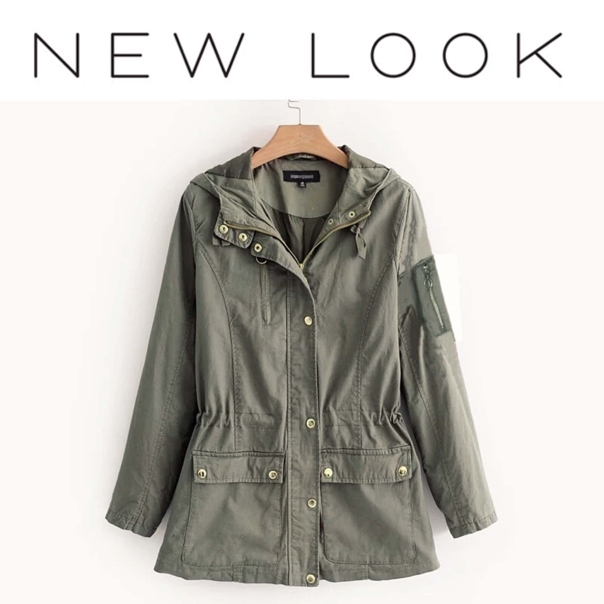 New look เสื้อทหาร ฮูท เสื้อนอกสีเขียวทหาร NEW LOOK มีซับด้านใน งานสวย เท่ห์มากคะ Size S/M/L/XL เขียวทหาร