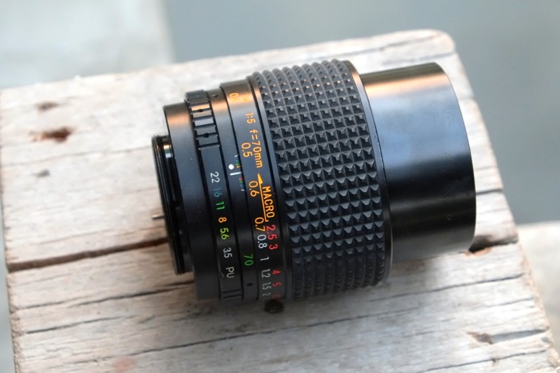 SIRIUS MC AUTO ZOOM 28-70MM.F3.5-4.5 M42 MOUNT