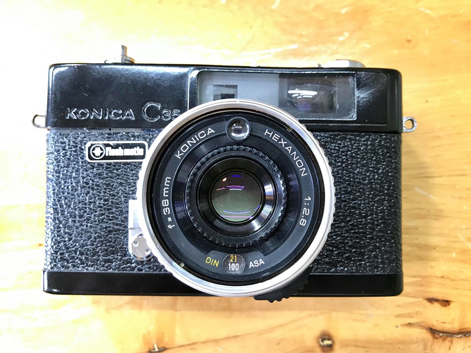 KONICA C35 FLASH MATIC