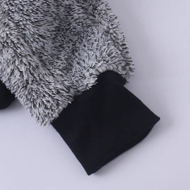เสื้อเฟอร์กันหนาว หมวกฮู้ด เสื้อขน สีขาว (FLUFFY COAT) สำเนา สำเนา สำเนา