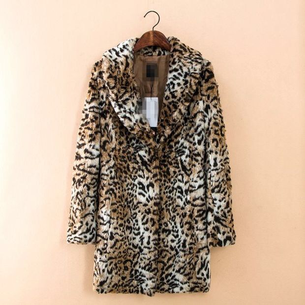 ETAM เสื้อคลุมแต่งขน ลายเสือETAM โค้ทขน ลายเสือดาว เนื้อขนสวย นุ่ม หรู งานพรีเมี่ยมช็อปเบยคะ (ราคาเต็ม฿3,900) SIZE S/M/L ลายเสือ
