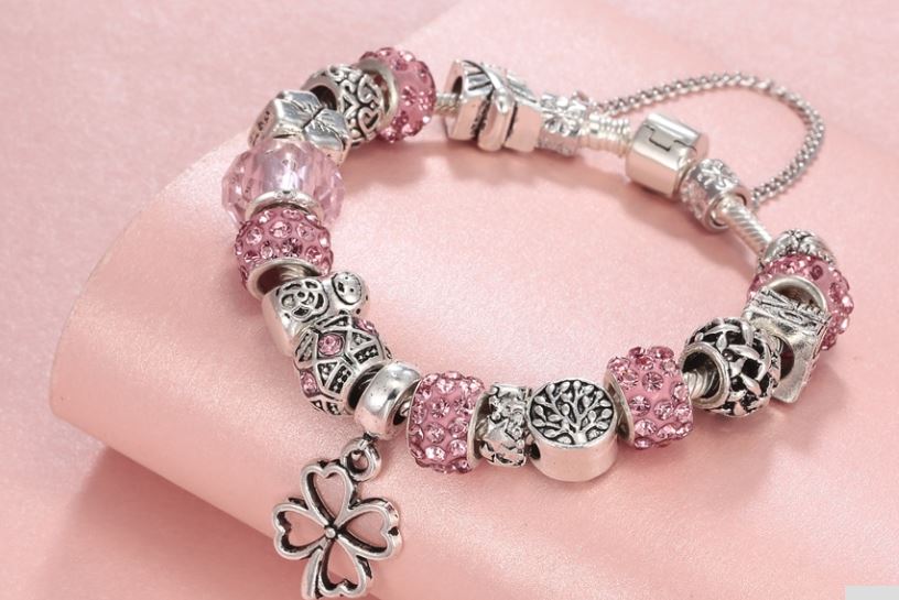 สร้อยข้อมือ Diy สร้อยข้อมือ สไตล์ pandora ร้อย คริสตรัล สลับ จี้ และ ชาร์ม ตุ๊กตารัสเซีย จี้ ดอกโคลเว่อร์ 202582