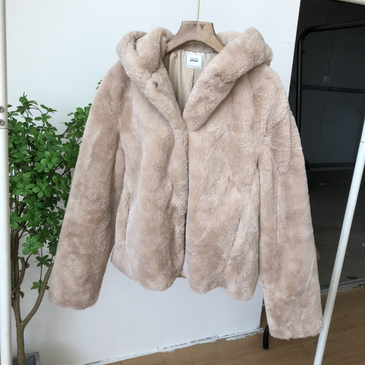 เสื้อเฟอร์กันหนาว หมวกฮู้ด เสื้อขน Fluffy coat แบรนด์ pimkie สำเนา ดำ