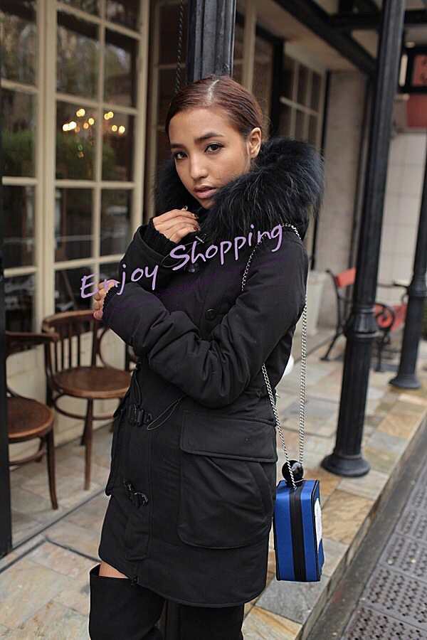 เสื้อกันหนาว เสื้อคลุมกันหนาว เสื้อโค้ด coat ตัวยาว สีเขียวทหาร ติดฮูท ซับขนด้านใน แบรนด์เนมGRAIL แท้ . Size M