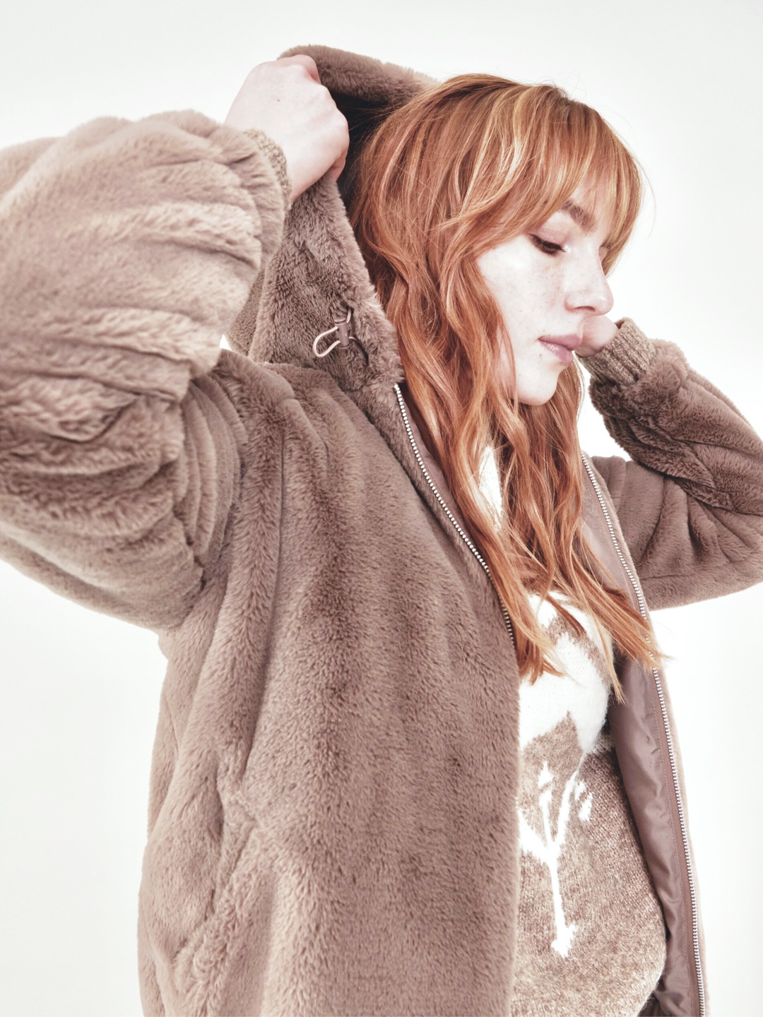 Sinsay เสื้อเฟอร์กันหนาว หมวกฮู้ด เสื้อขน Fluffy coat แบรนด์ SINSAY น้ำตาล
