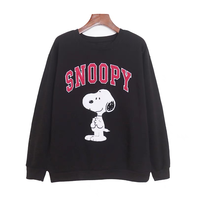 เสื้อวอร์ม สเวตเตอร์ Disney เสื้อsnoopy สีดำ สนูปปี้ Winnie the pooh แขนยาว สีครีม ลายการ์ตูน DISNEYงานสวย มากคะ สำเนา สำเนา สำเนา สำเนา สำเนา แดง