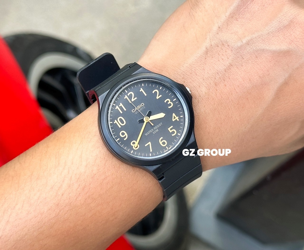 CASIO MID YEAR SALE นาฬิกาคาสิโอ พร้อมส่ง นาฬิกาข้อมือ นาฬิกากันน้ำ นาฬิกาของแท้ BTS ประกันศูนย์ CMG 1 ปี รุ่น MW-240-1B2 นาฬิกาสีดำ