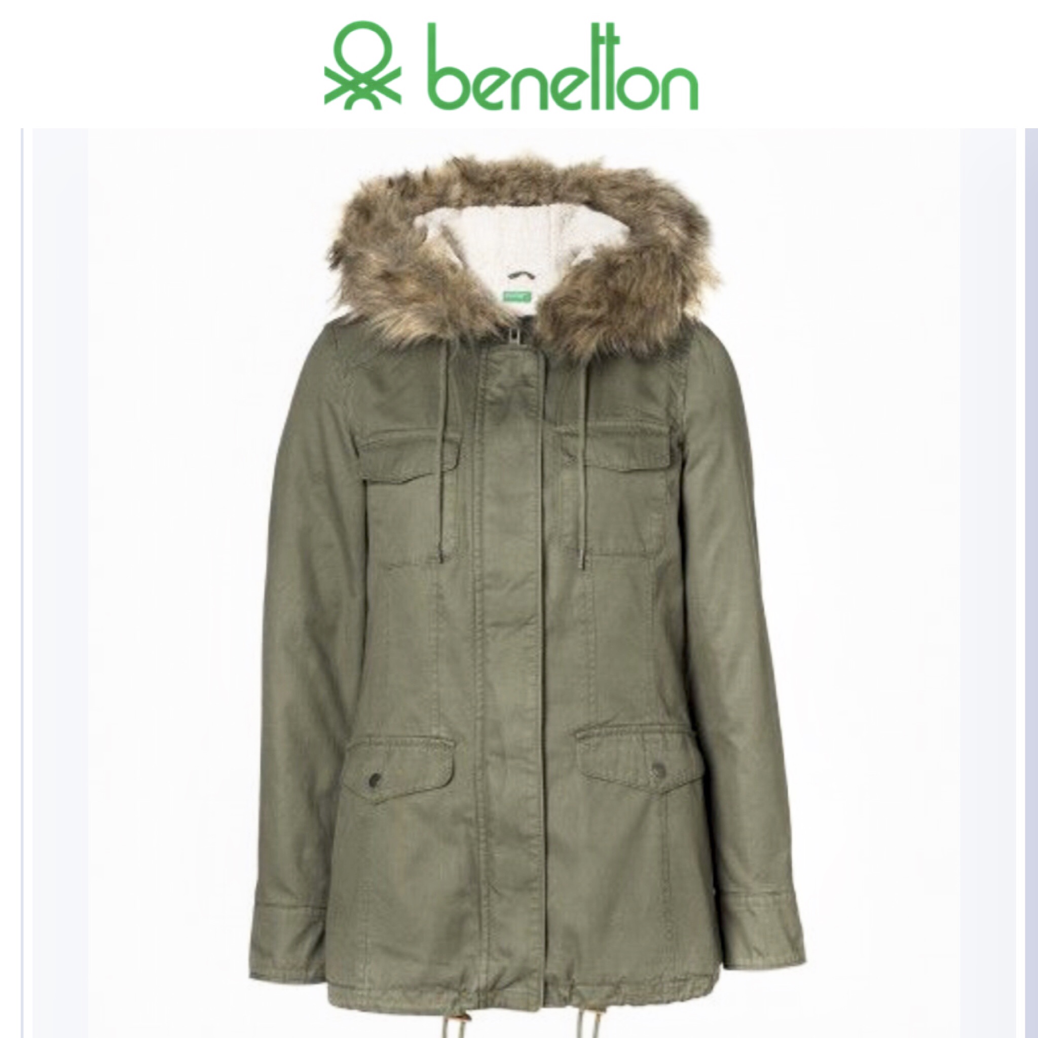 Benetton เสื้อกันหนาว parka ปาร์ก้า โค้ทกันหนาว เสื้อฮูทเฟอร์ สีเขียว แบรนด์เนม BENETTON แต่งขนเฟอร์ ซับขนอุ่นด้านใน(เฟอร์ถอดได้คะ) เขียว
