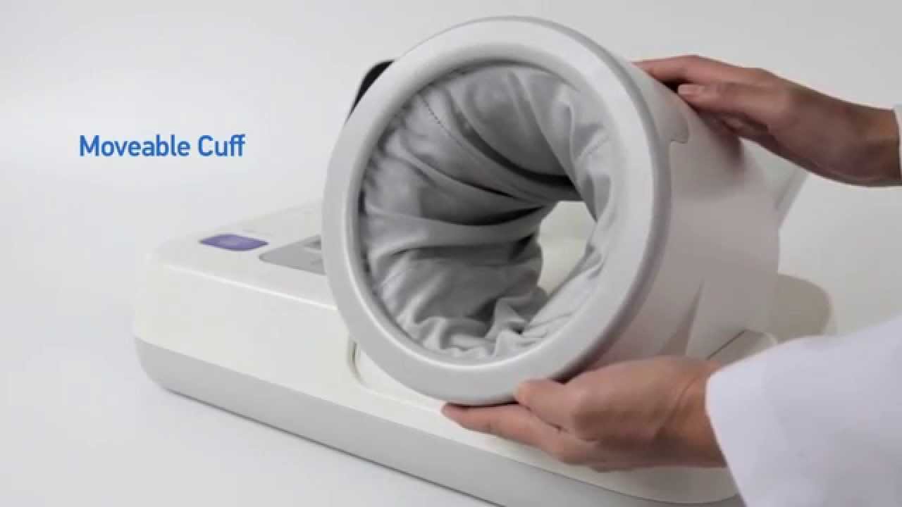 เครื่องวัดความดันโลหิตสอดแขน ยี่ห้อ OMRON รุุ่น HEM9020 (ตั้งวาง option)