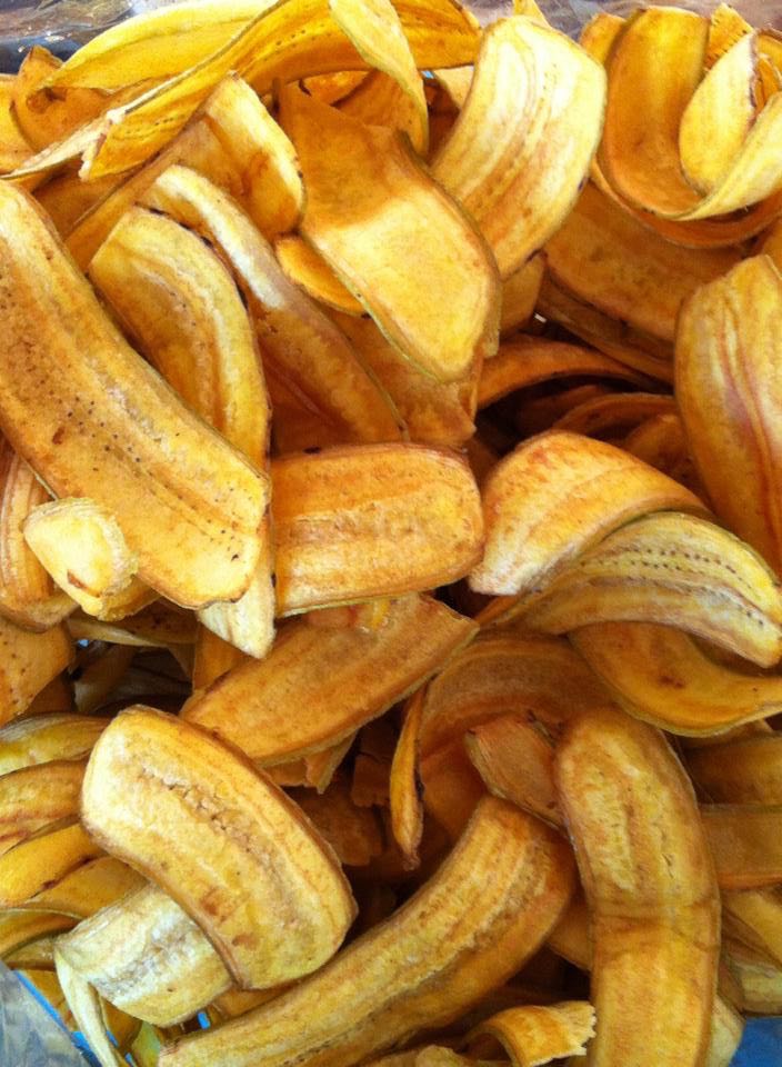 กล้วยกระทบเปลือก อบเกลือ เค็มน้อย 500g.