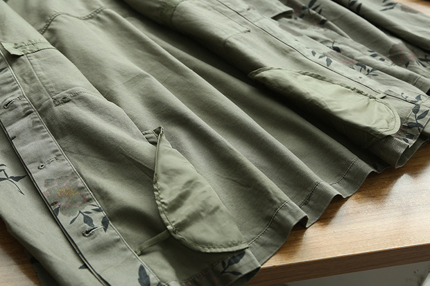 H&m เสื้อทหาร เสื้อเขียวทหาร ลายดอก เสื้อนอกแนวทหาร H&M (ตัดป้าย) แพทเทินสวย เท่ห์มาก คะ Size M สำเนา สำเนา เขียว