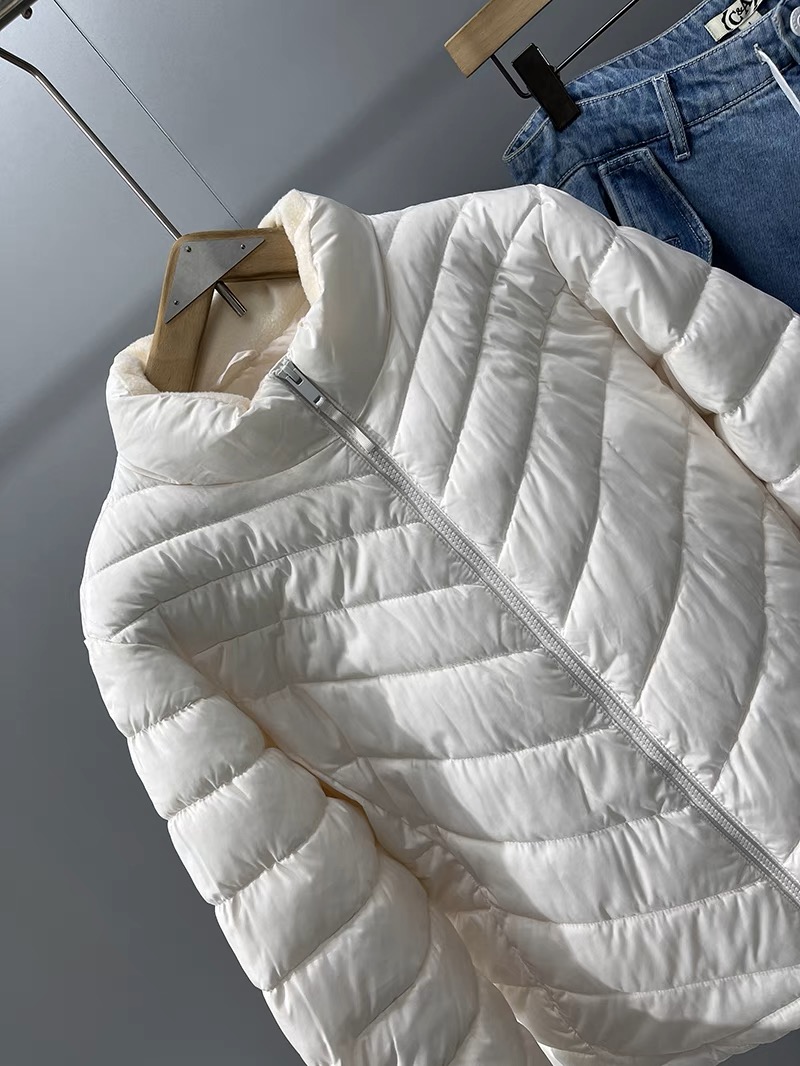 Gap เสื้อกันหนาว โค้ทฮู้ดเฟอร์ บุนวมอุ่น สีขาว แบรนด์ GAP(padded puffer coat