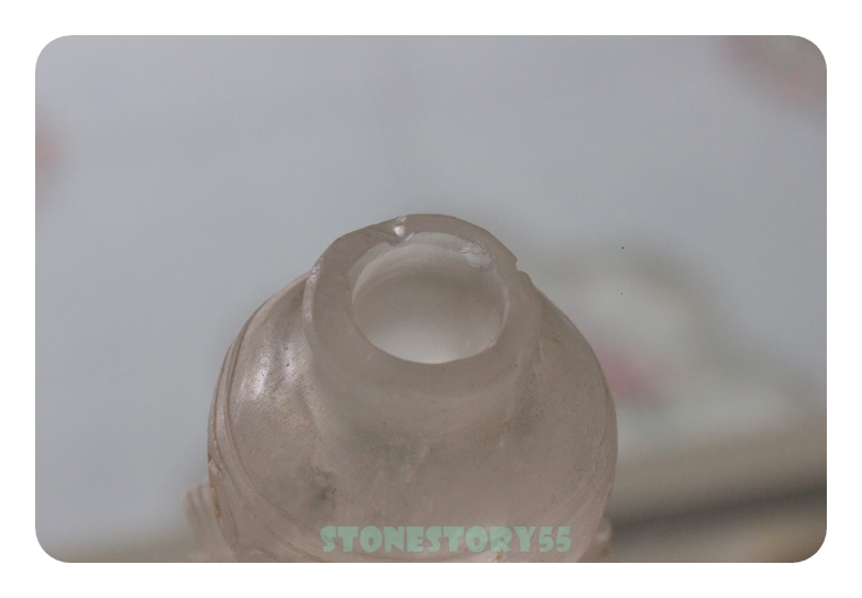 ควอทซ์ แกะสลักขวดปลาเล่นน้ำ