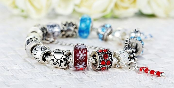 สร้อยข้อมือ Diy สไตล์ Pandora สร้อยข้อมือ แต่ง ชาร์ม ธีม หน้าหนาว Snow man แคนดี้ สีสวย ต้น คริสต์มาส Glass beads แดงสด หิมะด้านใน 745267