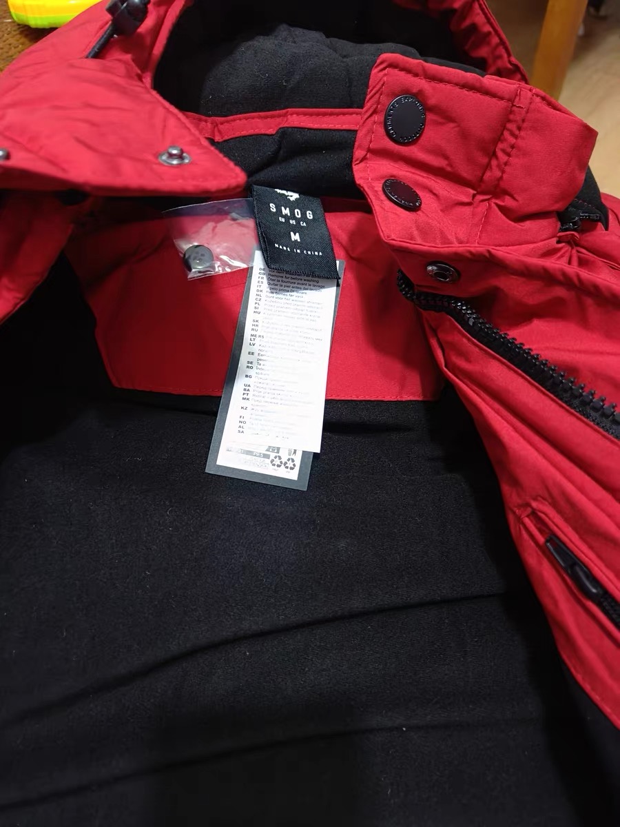 เสื้อกันหนาว เสื้อฮู้ดเฟอร์ บุนวมอุ่น สีขาว แบรนด์ SMOG (padded puffer coat ขาว