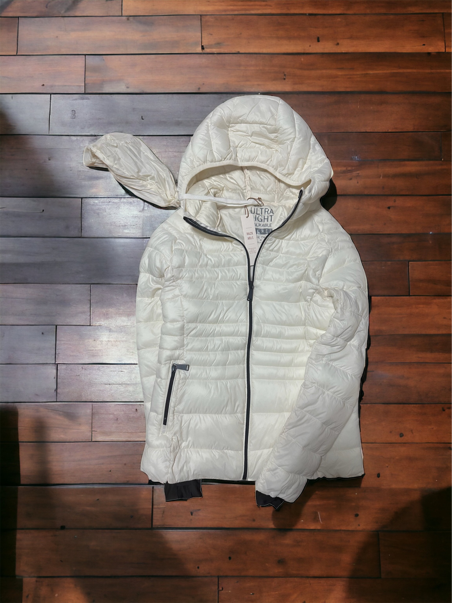 Love tree เสื้อกันหนาว บุนวมอุ่น แบรนด์ LOVE TREE ultra light packable (Padded puffer coat สำเนา สำเนา สำเนา