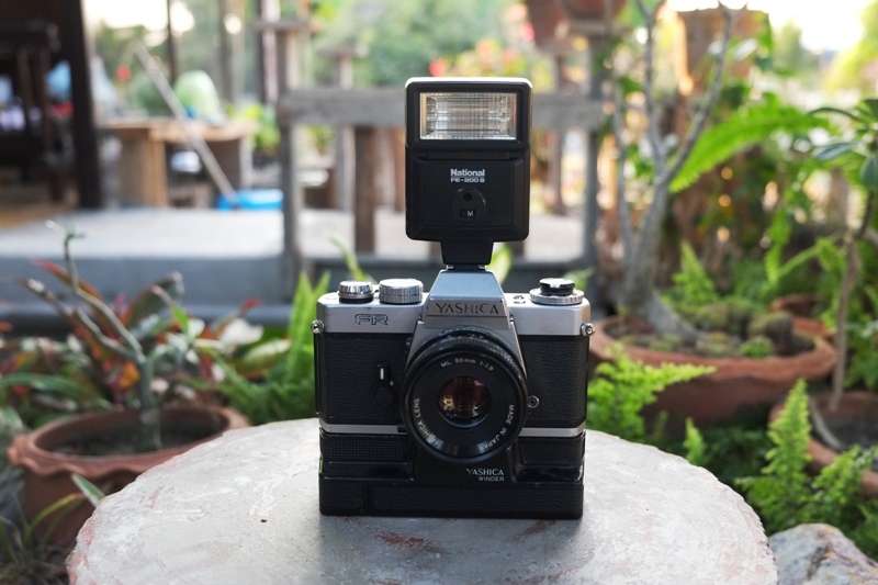 YASHICA FR YASHICA LENS ML 50MM.F1.9