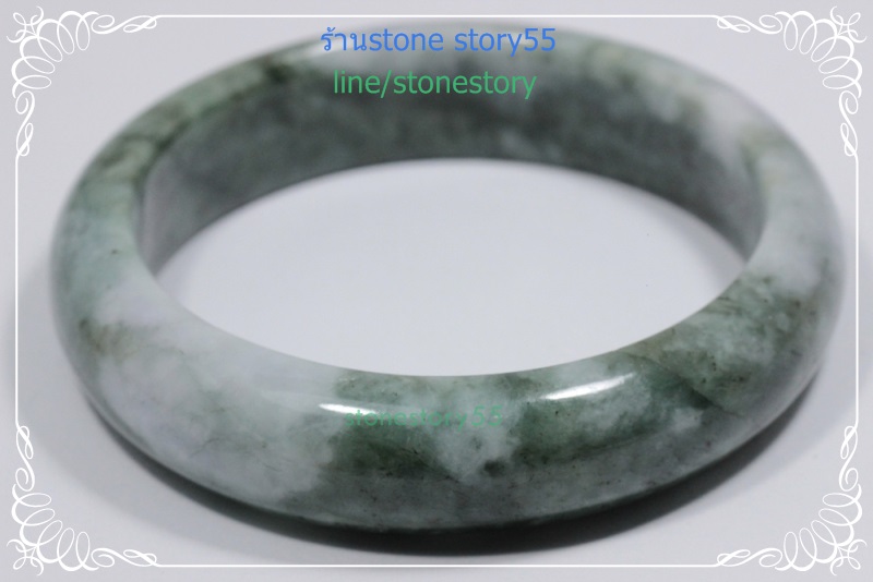 กำไลหยก สีสวย6.0ซม