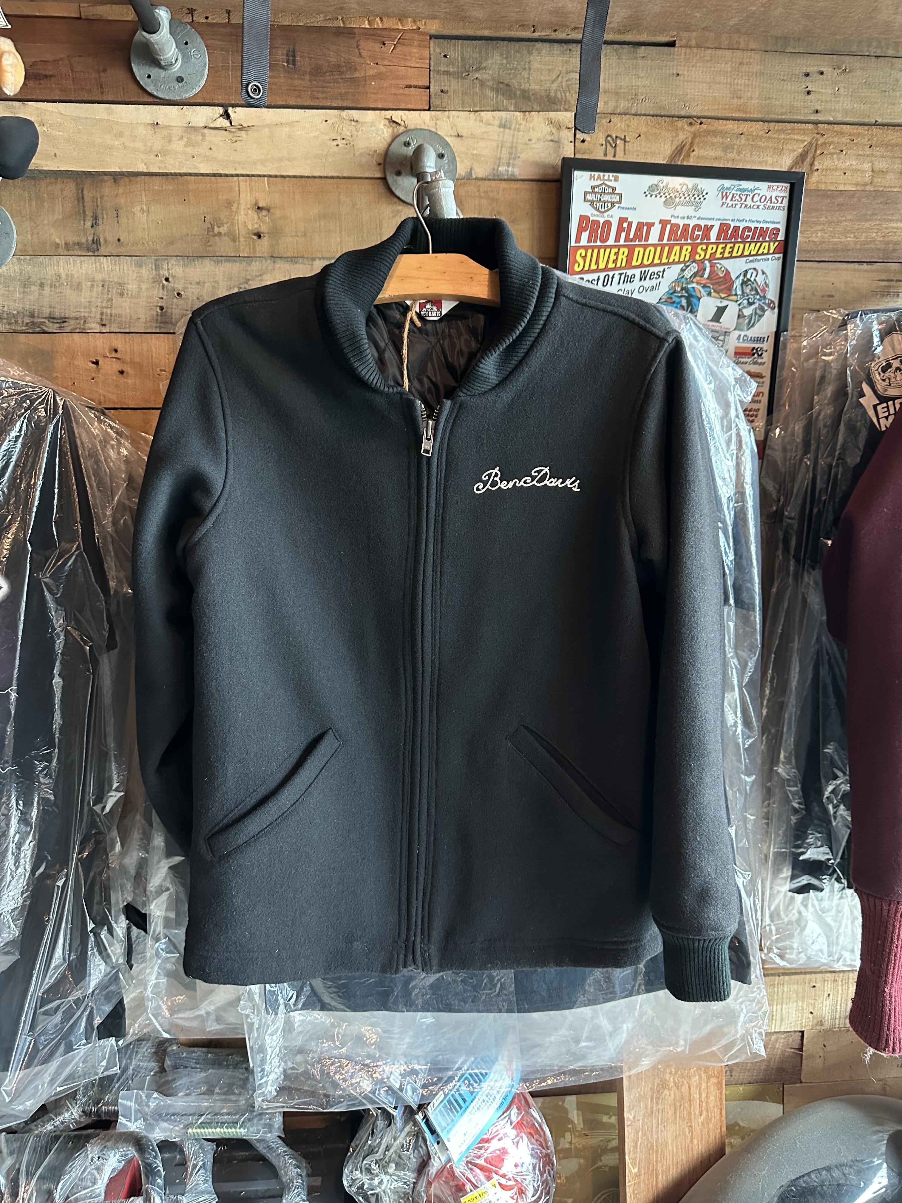 Ben davis เสื้อนอก เสื้อแจ็คเก็ต ผู้ชาย แบรนด์ Ben davis แท้ สีดำ เนื้อสักหลาด กันหนาว งานแท้ สวย เท่ห์ มาก คะ Size L/XL/XXL สำเนา สำเนา สำเนา ดำ