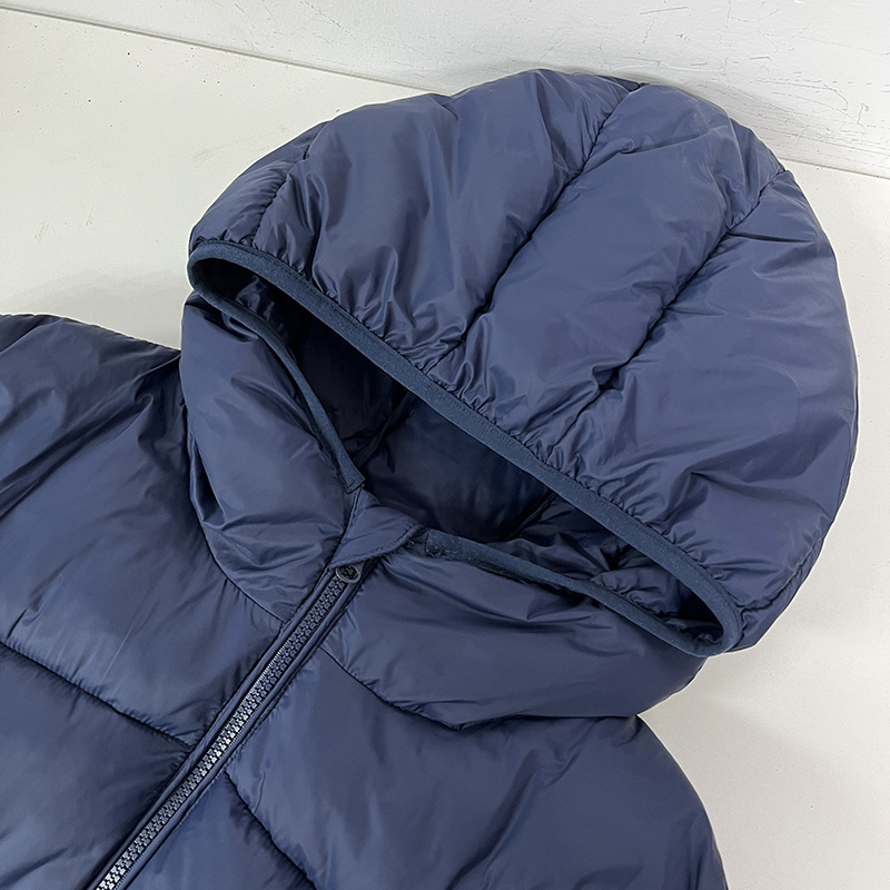 Forever21 เสื้อกันหนาว ติดฮูท เสื้อบอมเบอร์ บุนวมอุ่น แบรนด์ Forever21 / Men's Black Lightweight Puffer Jacket น้ำเงิน