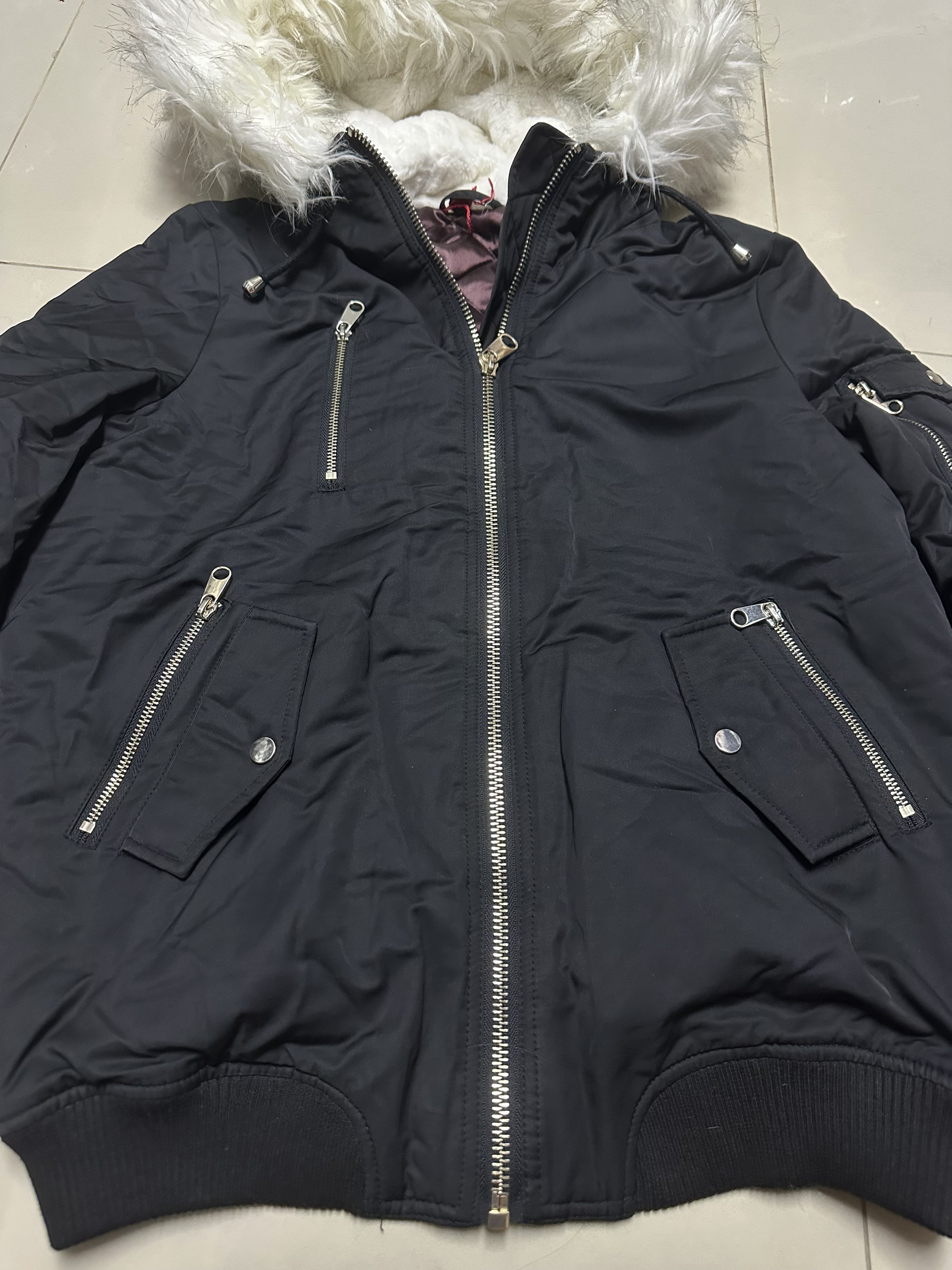 Ambiance เสื้อกันหนาว เสื้อฮู้ดเฟอร์ บุนวมอุ่น แบรนด์ F&F AMBIANCE (padded puffer สำเนา สำเนา สำเนา ดำ