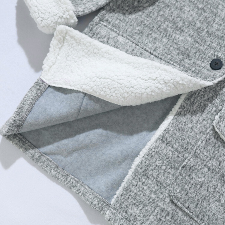 Pull&bear เสื้อโค้ท เสื้อกันหนาว เนื้อผ้าไหมพรม สีเทาอ่อน แบรนด์ Pull&bear เทาอ่อน