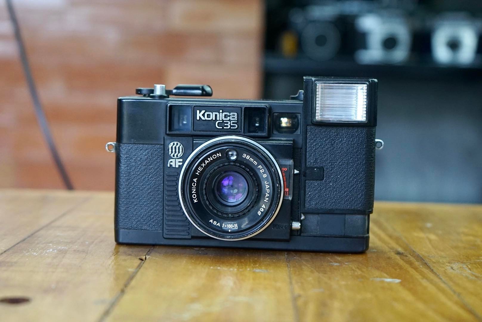 KONICA C35 AF KONICA HEXANON 38MM.F2.8
