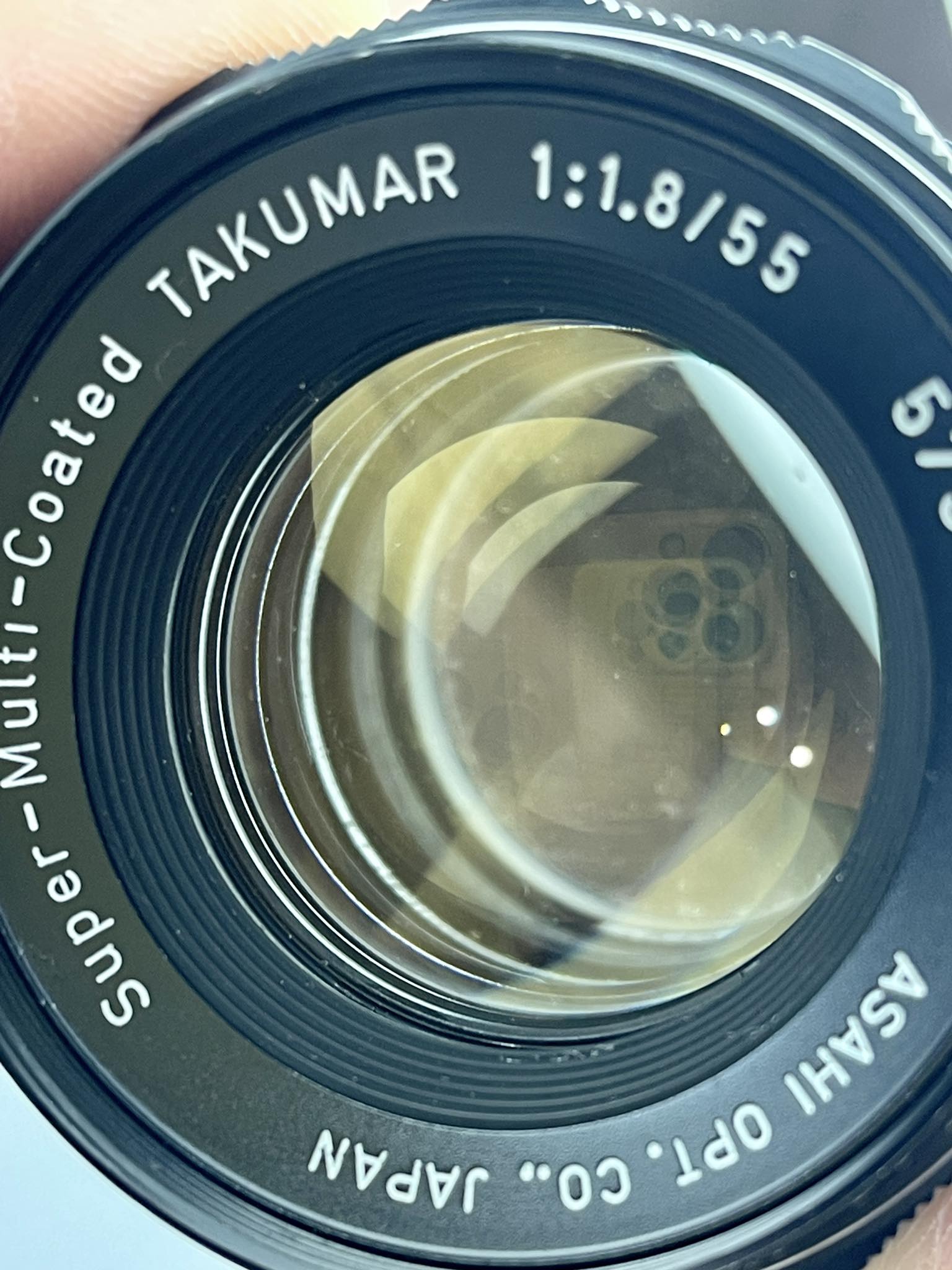 SUPER MULTI COATED TAKUMAR 55MM.F1.8 M42 MOUNT