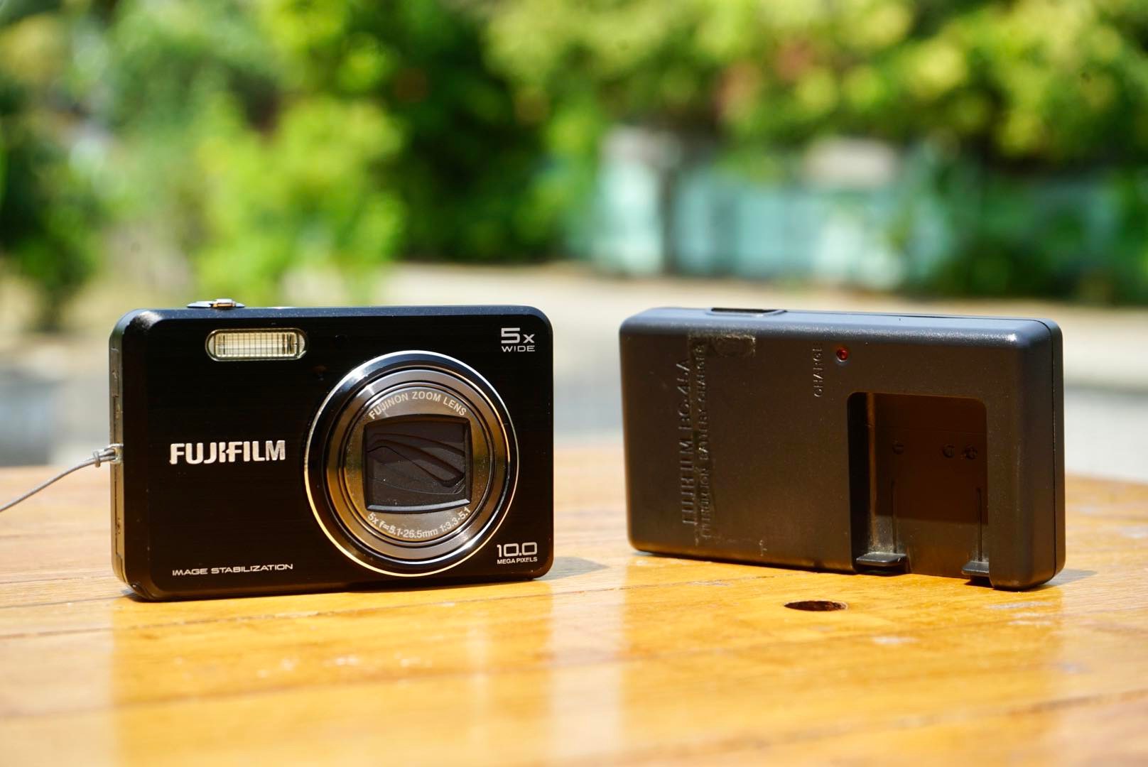 FUJIFILM PINEPIX J250