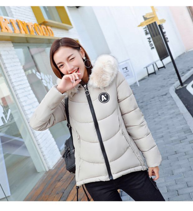 เสื้อกันหนาว กันหนาวฮูท บุนวมสีดำ แต่งเฟอร์ (ขนเฟอร์ถอดได้คะ) Size L/XL/XXLI ดำ