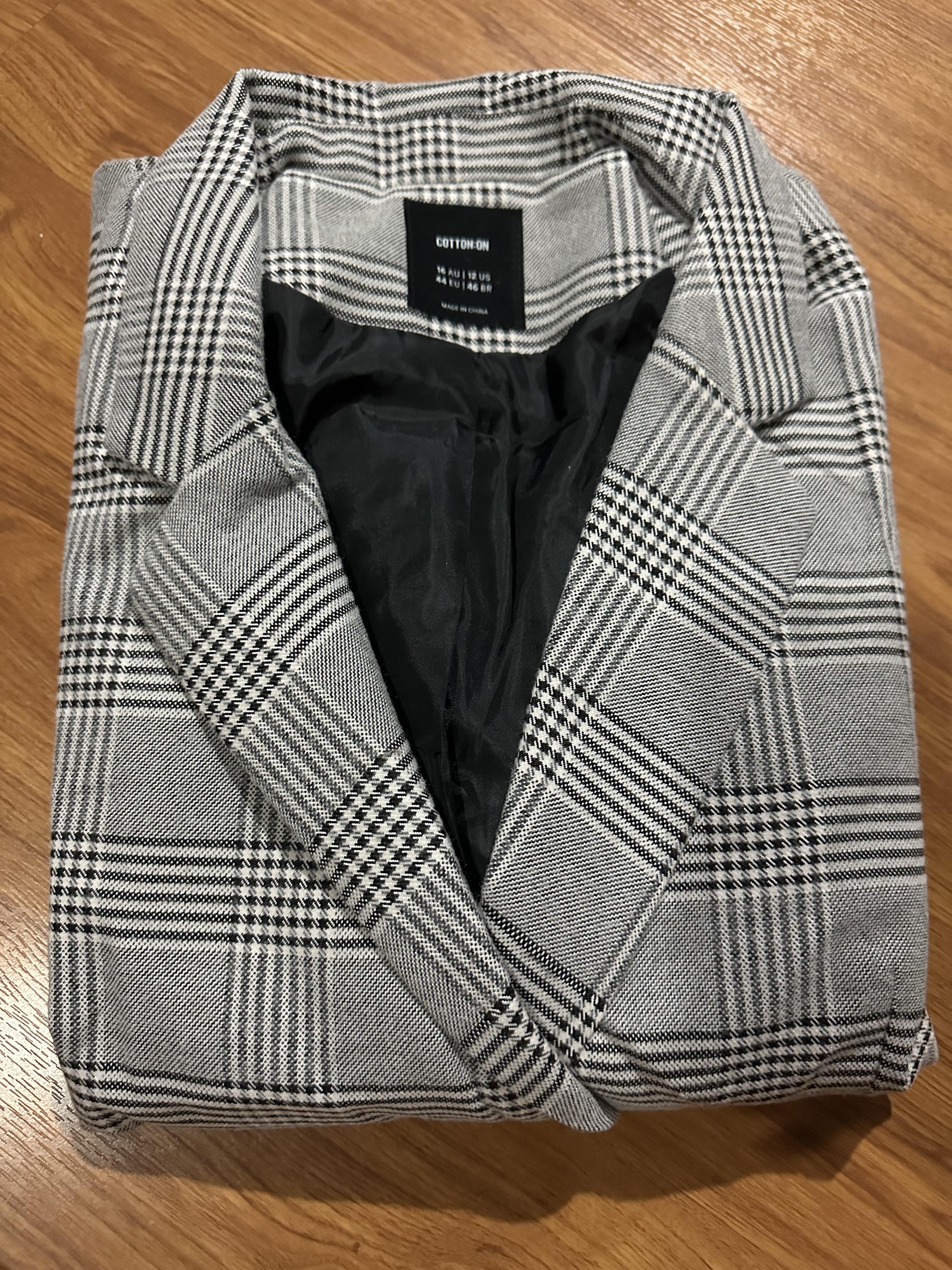 เสื้อโค้ท เสื้อคลุม ทรงสูท ลายตาราง checked plaid blazer gingerham เสื้อคลุม เบลเซอร์ Blazer check ❄️แบรนด์✨H&M✨ แท้💯% แบรนด์ สำเนา