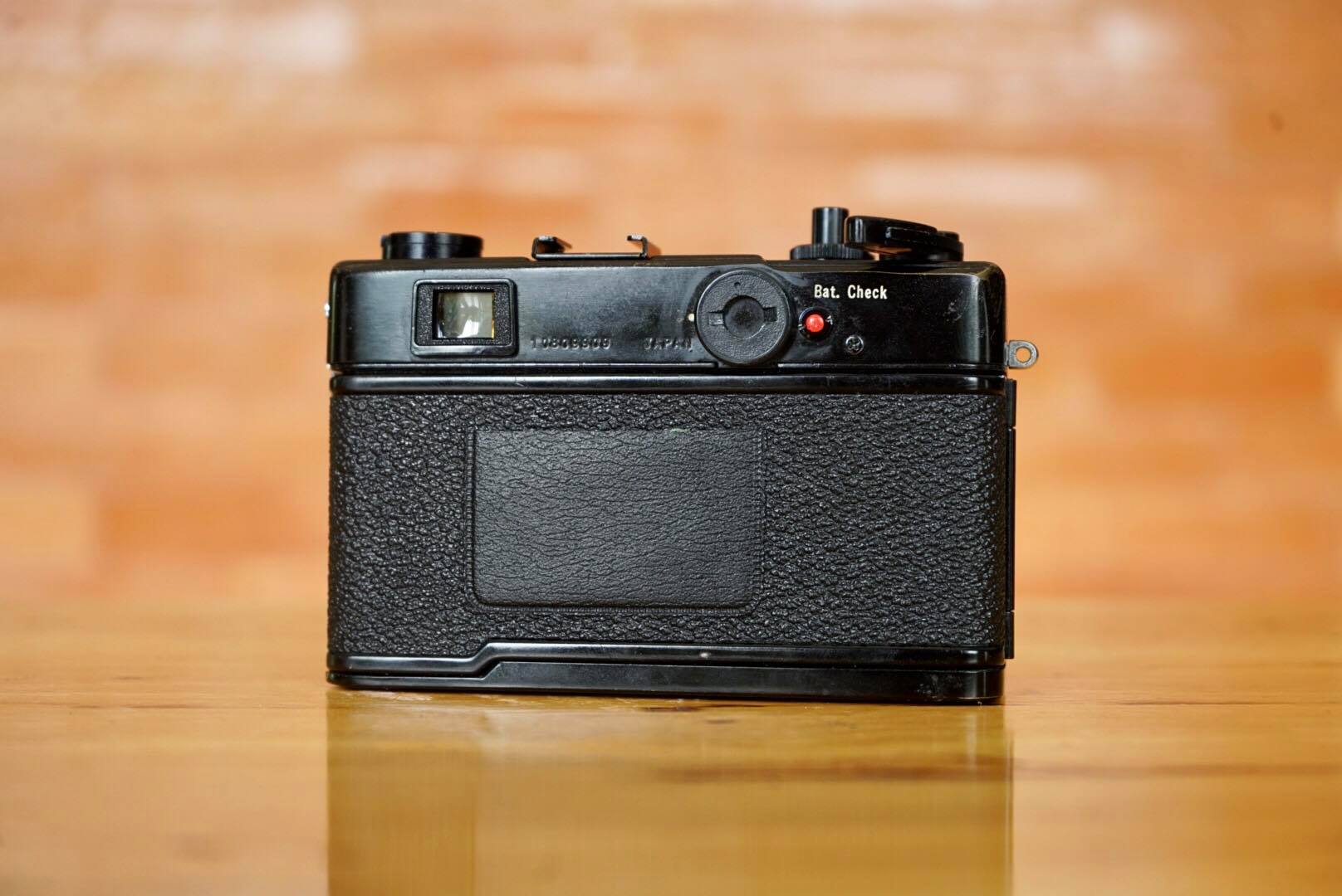 YASHICA ELECTRO35 CC COLOR YASHINON-DX 35MM.F1.8