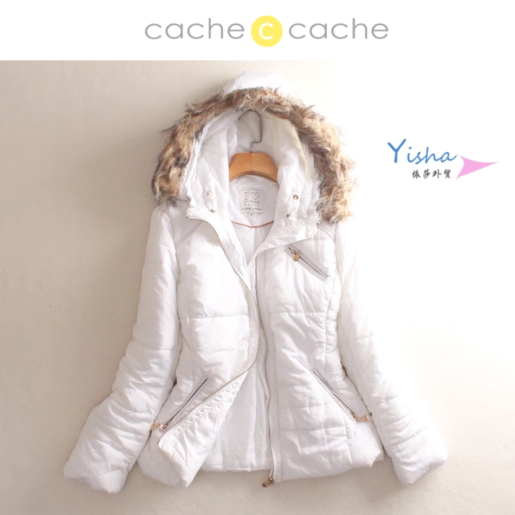 Cache cache เสื้อกันหนาว สีขาว แต่งหมวกฮูท ติดเฟอร์ แบรนด์เนม CACHE CACHE แท้100% คะ Size L/XL
