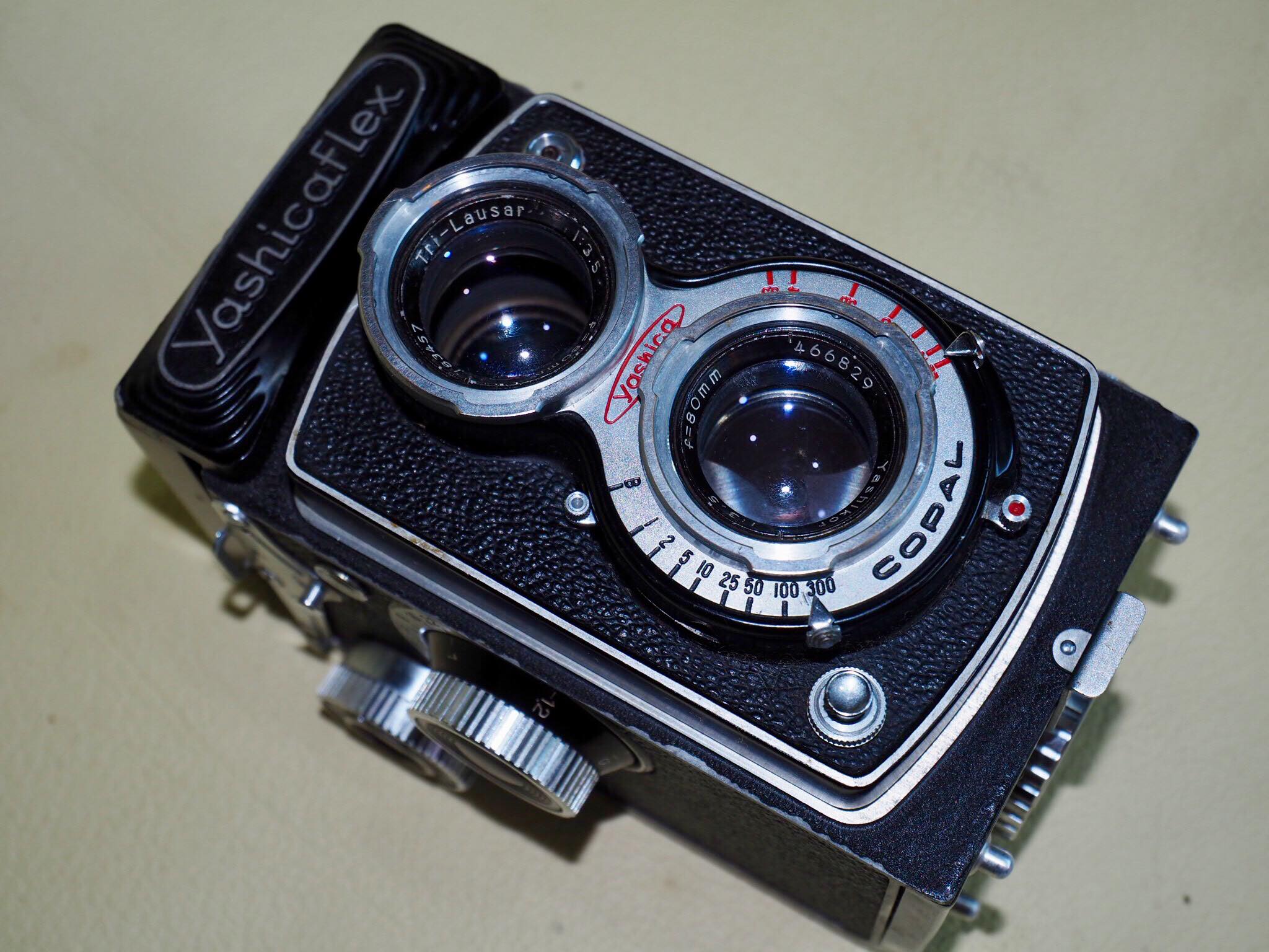 YASHICAFLEX MODEL C YASHIKOR 80MM.F3.5