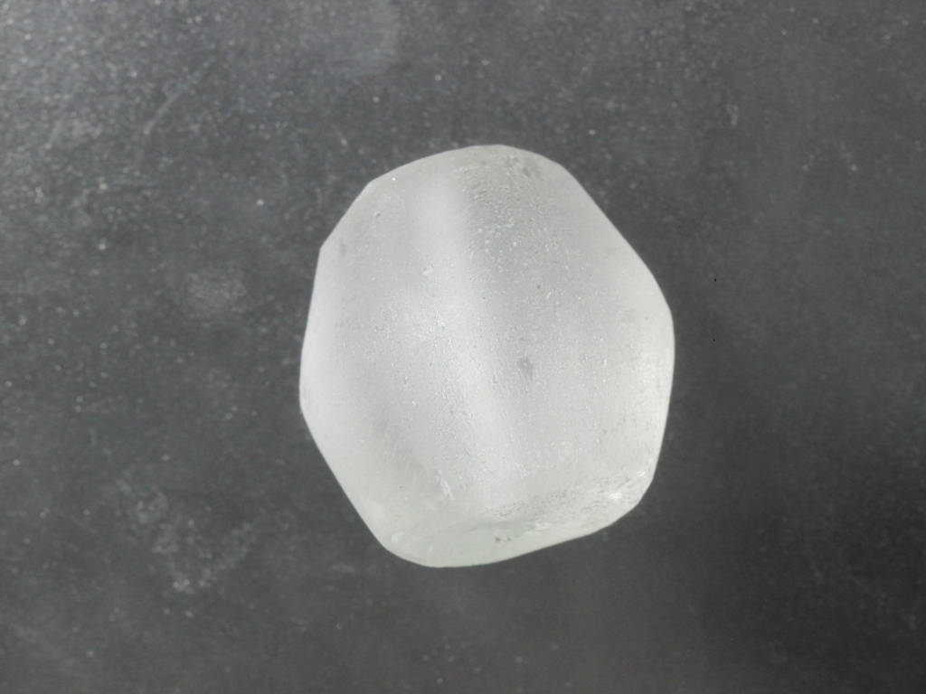 ลูกปัดน้ำค้าง กระบี่(ขายแล้ว)