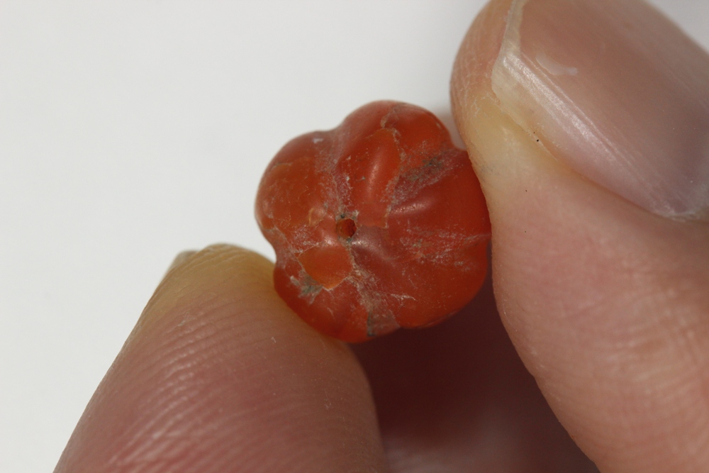 ลูกปัดคาเนเลียน มะยม เก่า