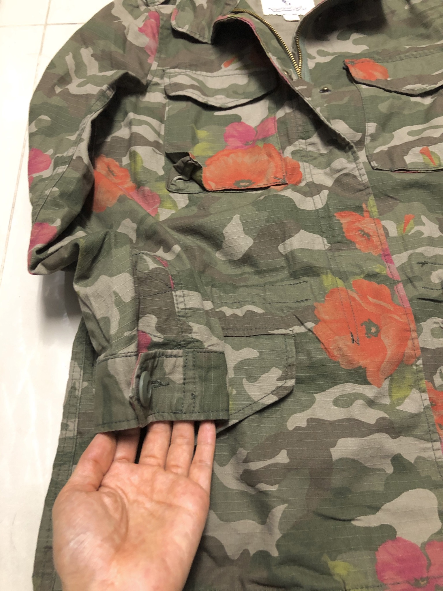 Who.au เสื้อนอกทหาร เสื้อแจ็คเก็ต ลายพรางFlora camo แนวทหาร แพทเทินสวย เท่ห์ มาก แบรนด์Who.Au คะ สำเนา สำเนา สำเนา สำเนา สำเนา เขียว